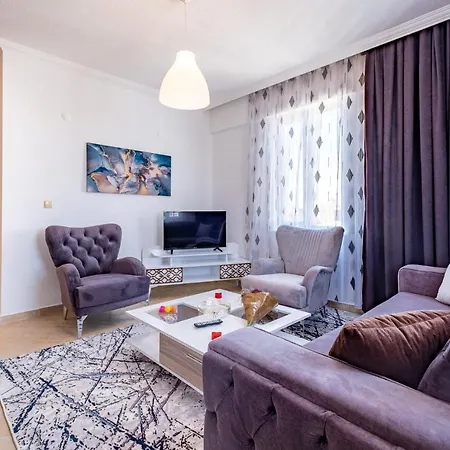 Assos Apart: Havuzlu Sitede Tamami Sizin 2 Oda 1 Salon Daire * Belek