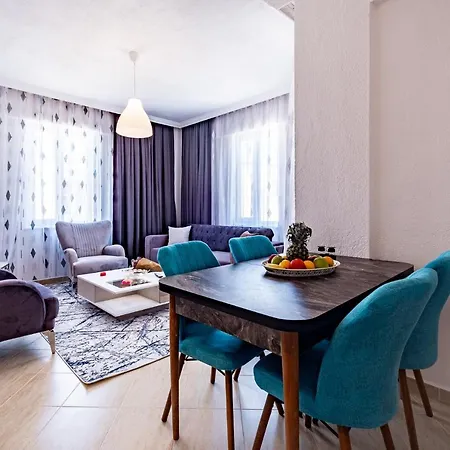 Assos Apart: Havuzlu Sitede Tamami Sizin 2 Oda 1 Salon Daire *